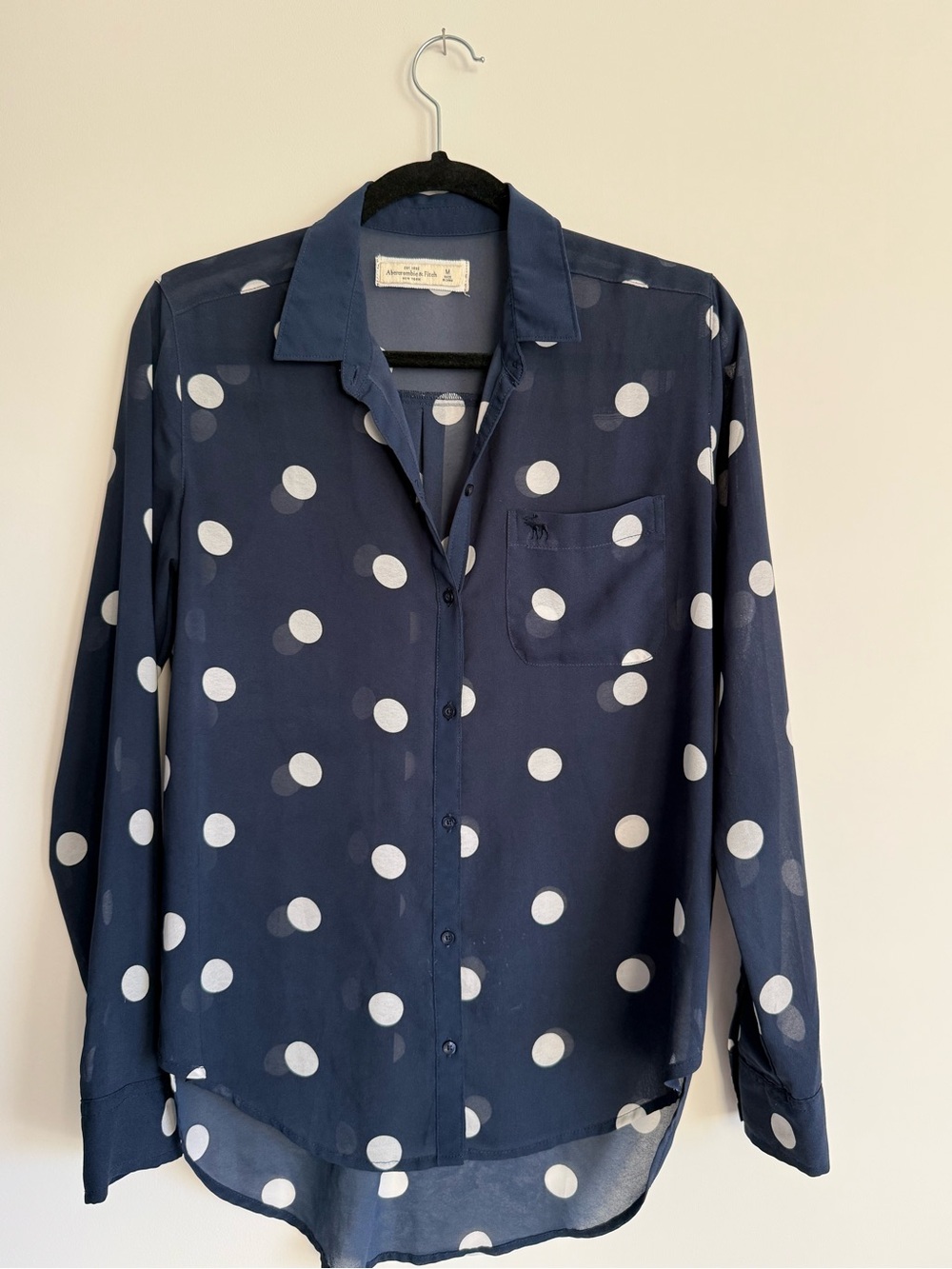 Abercrombie & Fitch Polka Dot Button-Up Blouse in Navy and White l